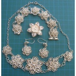 Fligree Necklace, Bracelet, Earring and Brooche Set_160