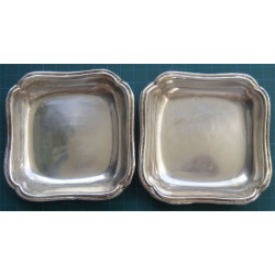 Bir Çift Kül Tablası_23