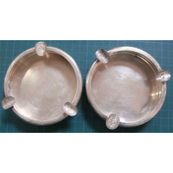 Bir Çift Kül Tablası_34