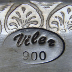 Bir Çift Kül Tablası_49