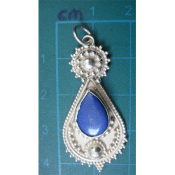 Pendant_411