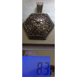 Pendant_539