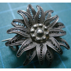 Fligree Brooch_174