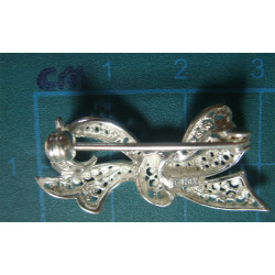 Brooch_194