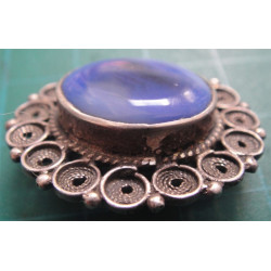 Brooch_235