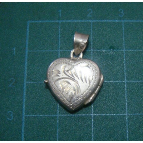 heart shape picture locked box pendant_111