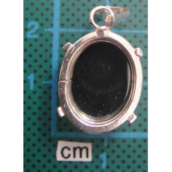 Pendant_915