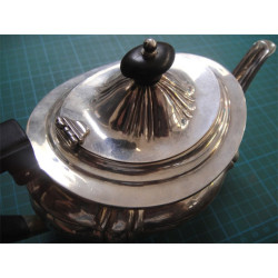 Lion Halmarked English Tea Kettle