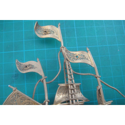 Telkari İşçilikli Altın Suyuna Batmış Gümüş Gemi_597