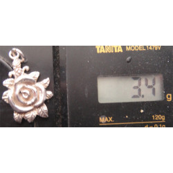 Çiçek Formunda Gümüş Kolye Ucu_1683