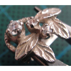 Yaprak Formunda Gümüş Küpe_386