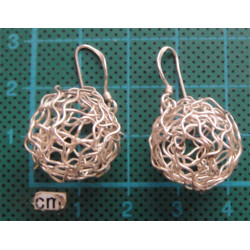 El İşçilikli Gümüş Top Küpe_406