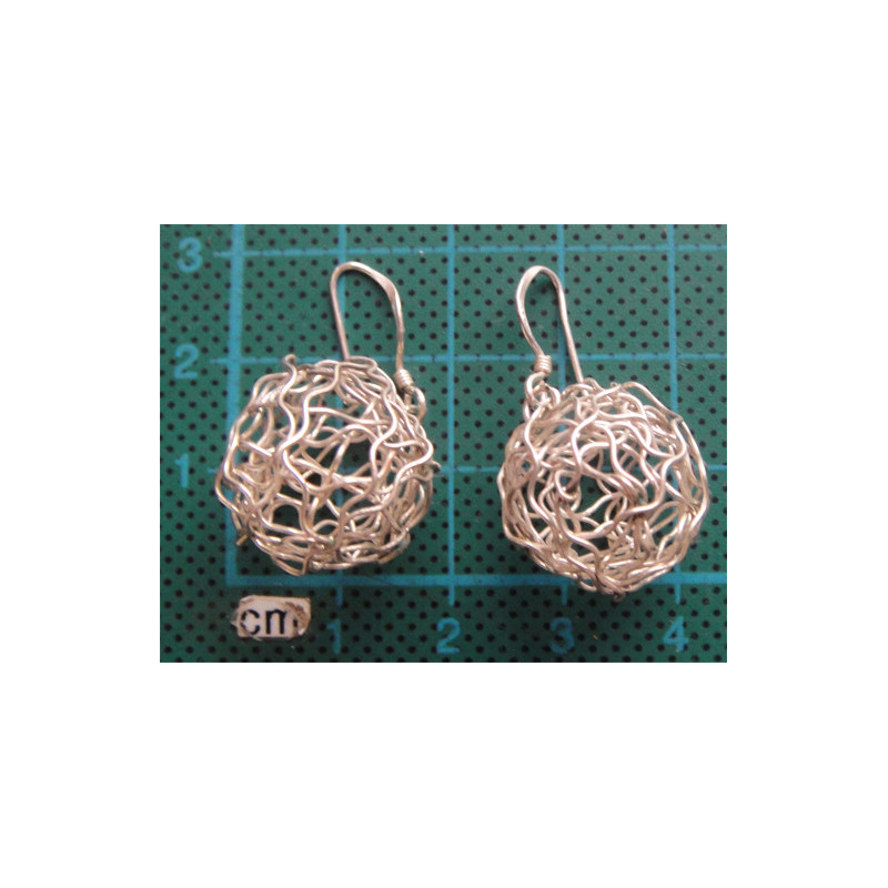 El İşçilikli Gümüş Top Küpe_406