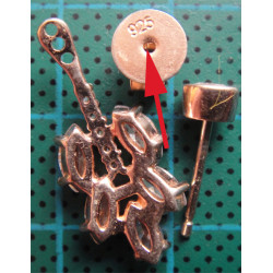 Yaprak Formunda Gümüş Küpe_416