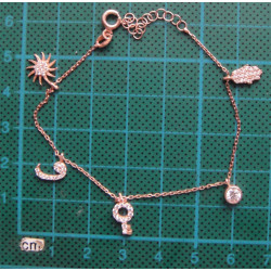 Vav Harfli, Rabia Elli, Anahtarlı ve Yıldızlı Gümüş Bileklik_809