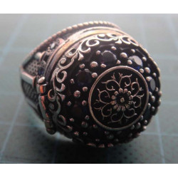 Ottoman style silver locket ring with blue and purple stones and floral medallion_1363