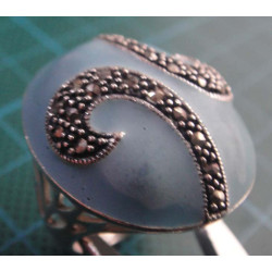 Mavi oval taşlı markazitli kıvrım desenli gümüş yüzük_1375