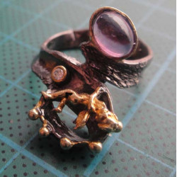 Silver handmade ring with purple stone and angel figure_1384