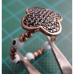 Rose gold colored clover motif black stone evil eye beaded ring_1392