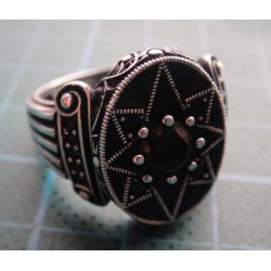 Silver ring with black stone and star motif_1394