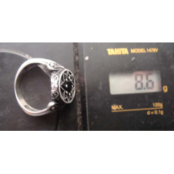 Silver ring with black stone and star motif_1394
