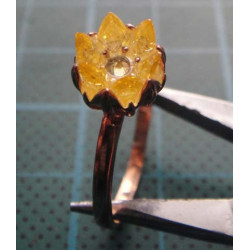 Rose gold colored silver ring with yellow crystal flower stone_1395
