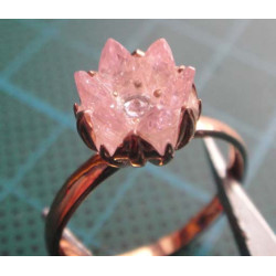 Rose gold colored solitaire silver ring with pink crystal flower stone_1396