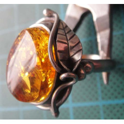 Amber Stone Leaf Motif Silver Ring_1412