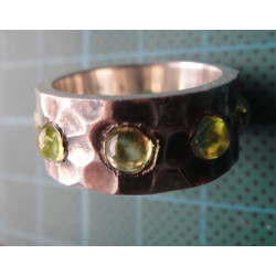 Peridot Stone Hammered Wide Band Silver Ring_1429