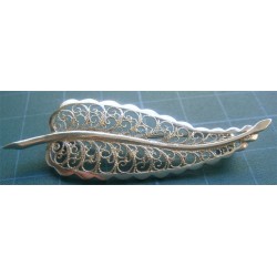 feather brooch _79